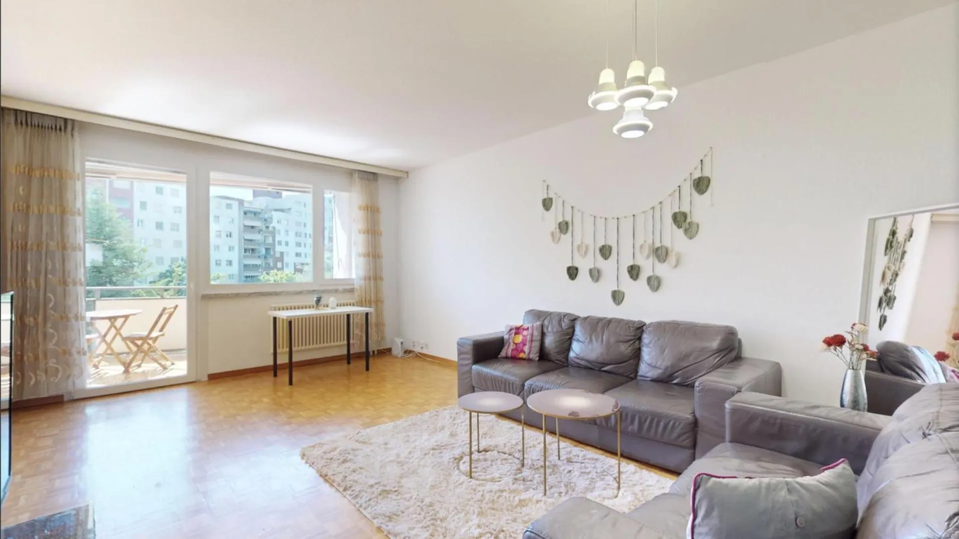 Spacious Two-Bedroom Apartment Genève